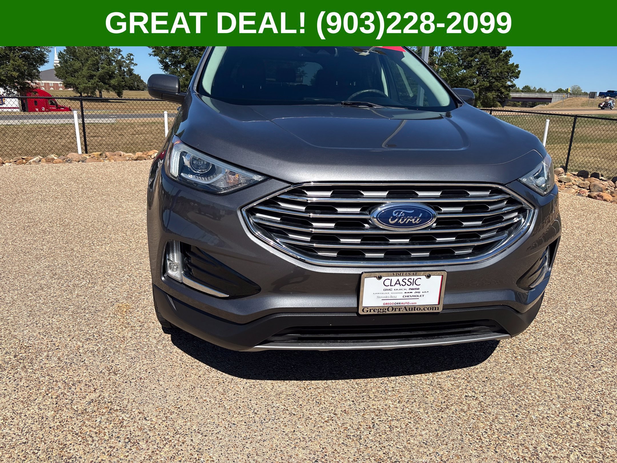Used 2021 Ford Edge SEL w/ Convenience Package FWD image 2