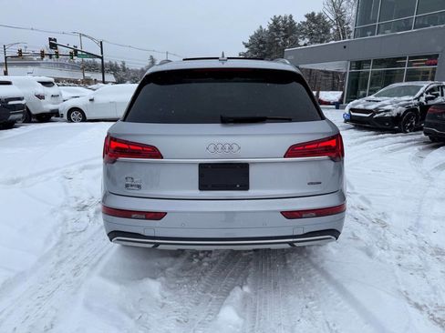 Used 2023 Audi Q5 2.0T Premium w/ Convenience Package image 7