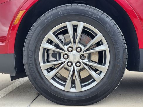 Used 2023 Cadillac XT5 Premium Luxury image 11