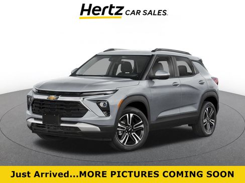 Used 2025 Chevrolet TrailBlazer LT FWD image 1
