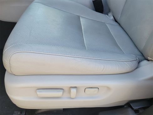 Used 2016 Honda Pilot Elite image 14