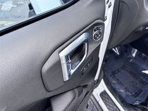 Certified 2022 Jeep Gladiator Overland image 13