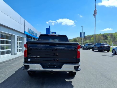 Used 2020 Chevrolet Silverado 1500 LT image 6