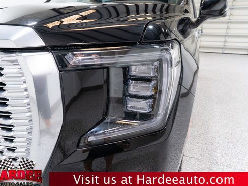 Used 2021 GMC Yukon Denali w/ Denali Premium Package RWD image 8