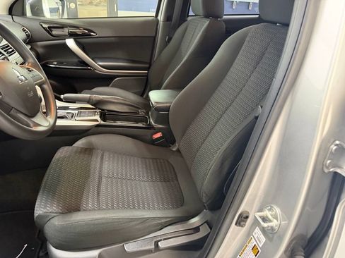 Used 2019 Mitsubishi Eclipse Cross LE AWD/4WD image 15