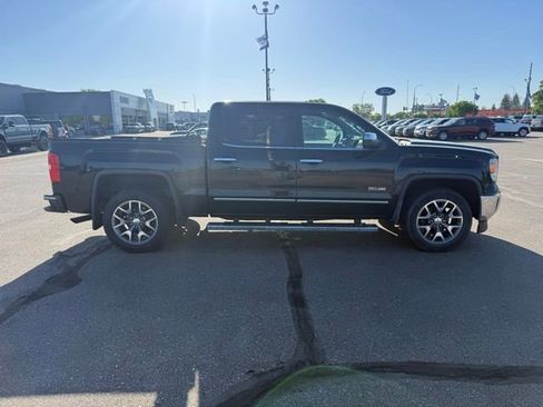 Used 2014 GMC Sierra 1500 SLT w/ All-Terrain Package AWD/4WD image 11