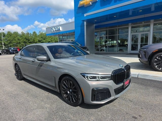 Used 2022 BMW 750i xDrive w/ Executive Package AWD/4WD image 1