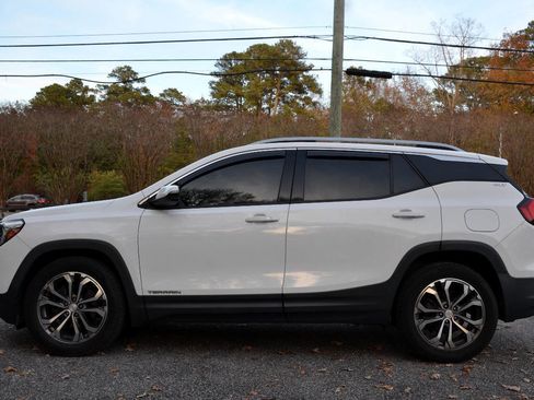 Used 2019 GMC Terrain SLT w/ Preferred Package image 8