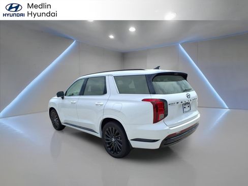 Used 2025 Hyundai Palisade Calligraphy AWD/4WD image 5