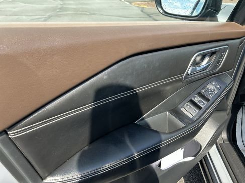 Used 2021 Nissan Rogue SL AWD/4WD image 19