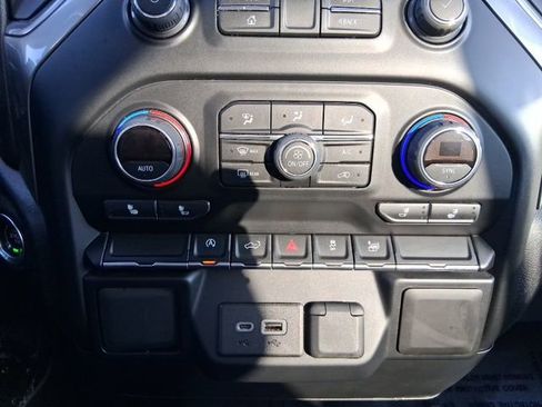 Used 2019 Chevrolet Silverado 1500 RST w/ All-Star Edition image 24