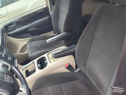 Used 2012 Dodge Grand Caravan Crew w/ Crew Value Pkg image 6