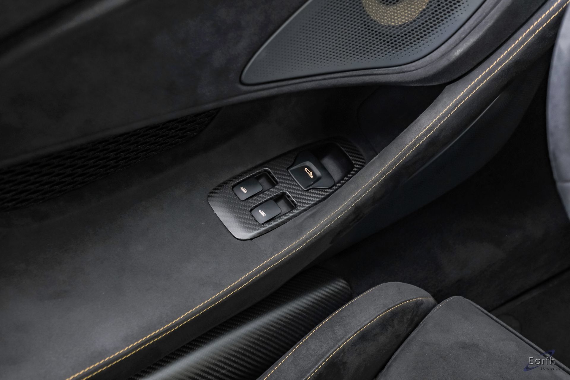 Used 2019 McLaren 600LT RWD image 88