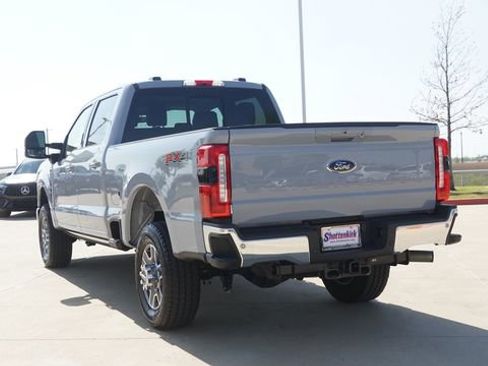 Used 2024 Ford F250 Lariat w/ FX4 Off-Road Package AWD/4WD image 7