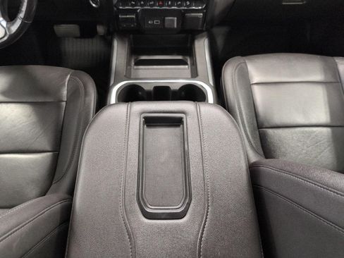 Certified 2021 Chevrolet Silverado 1500 LTZ AWD/4WD image 16