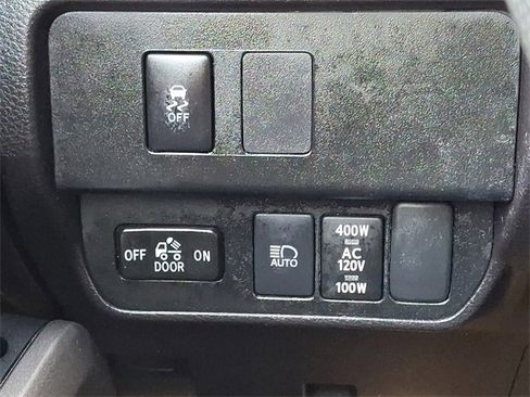 Certified 2023 Toyota Tacoma TRD Off-Road image 23