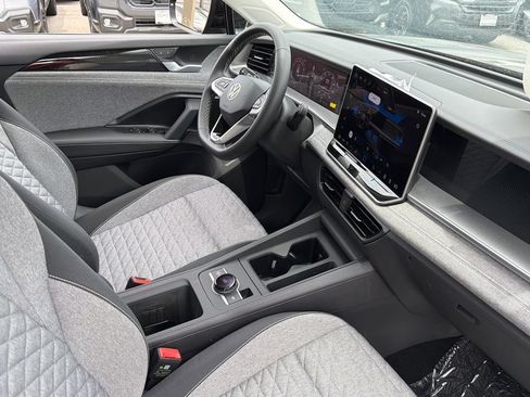 New 2026 Volkswagen Tiguan S AWD/4WD image 16