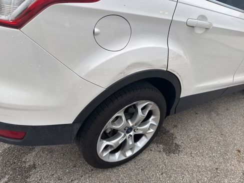 Used 2015 Ford Escape Titanium FWD image 10