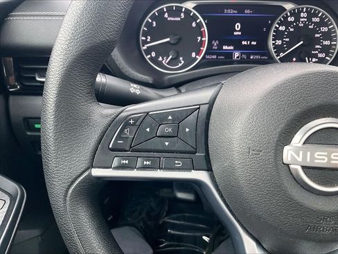 Used 2024 Nissan Sentra SV FWD image 21