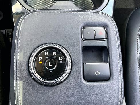 Used 2022 Ford Mustang Mach-E Premium RWD image 31