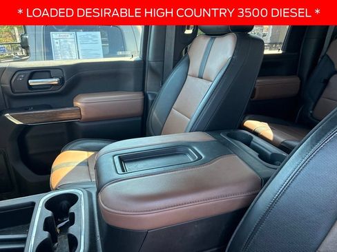 Used 2022 Chevrolet Silverado 3500 High Country w/ Z71 Off-Road Package AWD/4WD image 11