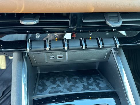 New 2026 GMC Canyon AT4 image 29