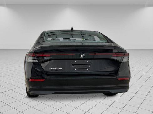 New 2025 Honda Accord LX image 4