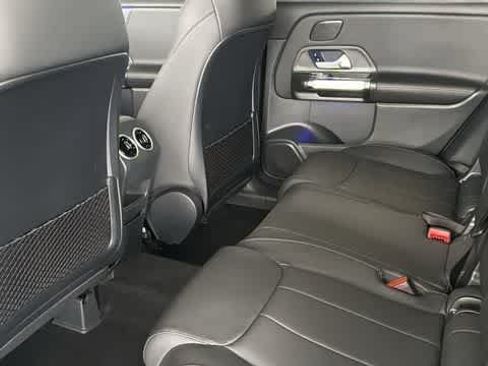 Certified 2026 Mercedes-Benz GLB 250 4MATIC image 31
