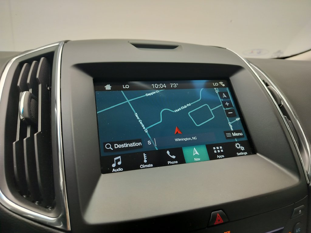 Used 2018 Ford Edge Titanium w/ Equipment Group 301A FWD image 16