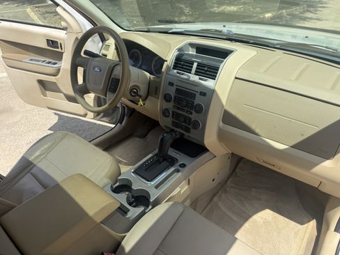 Used 2009 Ford Escape XLT FWD image 21
