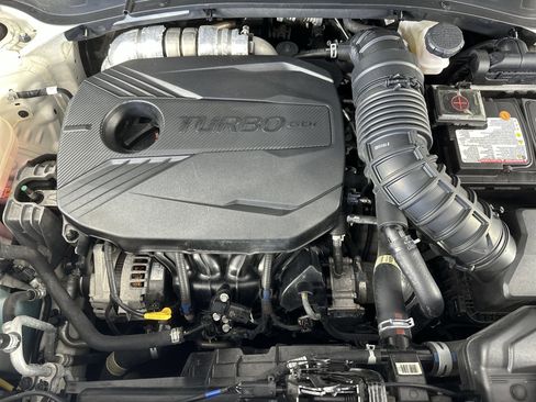 Used 2022 Kia Seltos SX image 32