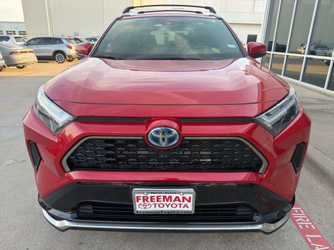 Used 2024 Toyota RAV4 SE w/ Weather & Moonroof Package AWD/4WD image 3