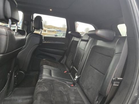 Used 2017 Jeep Grand Cherokee Trailhawk w/ Trailhawk Luxury Group AWD/4WD image 14