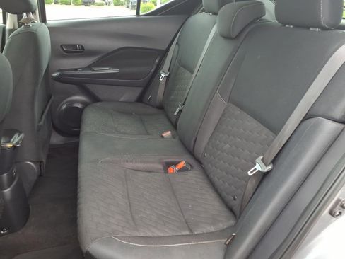Used 2021 Nissan Kicks S FWD image 16