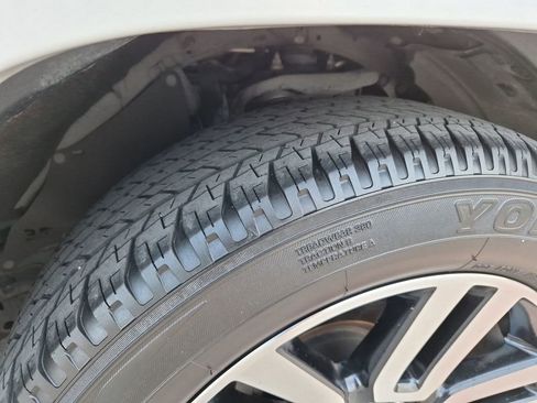 Used 2016 Toyota 4Runner Limited RWD image 16