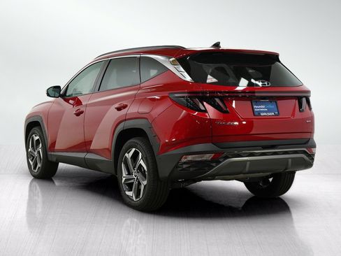 Certified 2023 Hyundai Tucson Limited AWD/4WD image 3