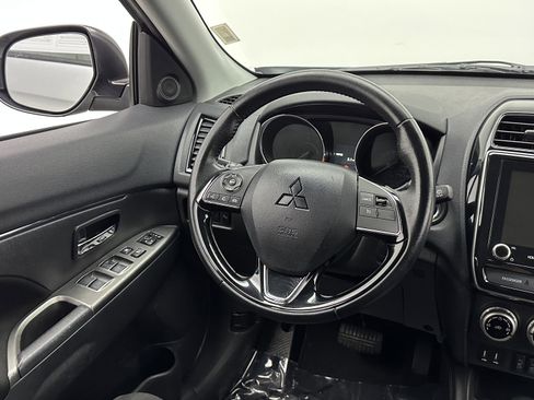 Used 2021 Mitsubishi Outlander Sport SE image 21