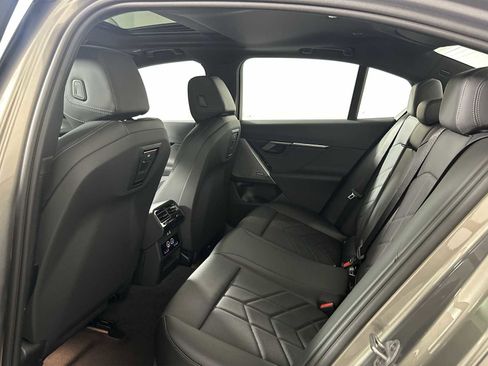 New 2026 BMW 530i xDrive w/ Premium Package image 18