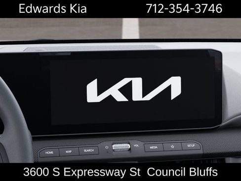 New 2026 Kia K4 FWD image 22