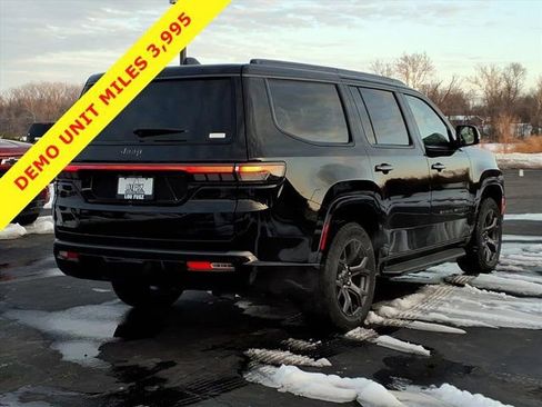 New 2026 Jeep Grand Wagoneer Limited w/ 8-Passenger Seating Package AWD/4WD image 16