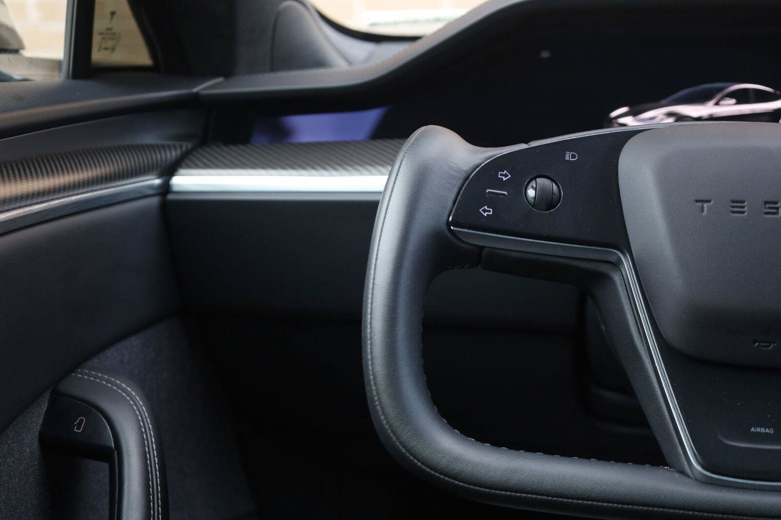Used 2022 Tesla Model S Plaid AWD/4WD image 32