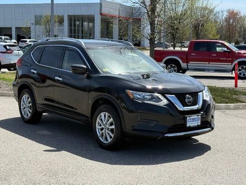 Used 2019 Nissan Rogue S w/ Special Edition Package AWD/4WD image 3