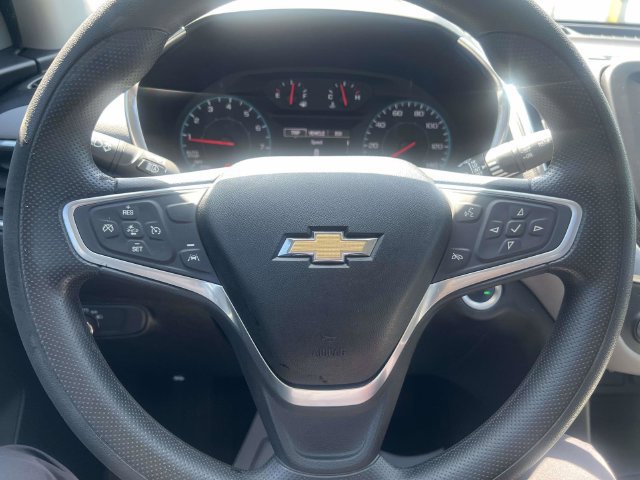 Used 2022 Chevrolet Equinox LS AWD/4WD image 12