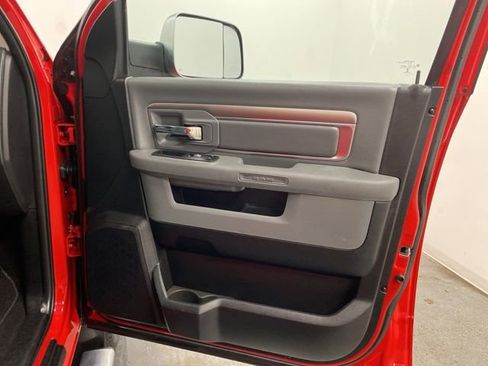 Used 2018 RAM 2500 SLT image 24