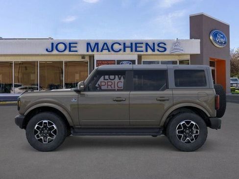 New 2025 Ford Bronco Outer Banks image 5