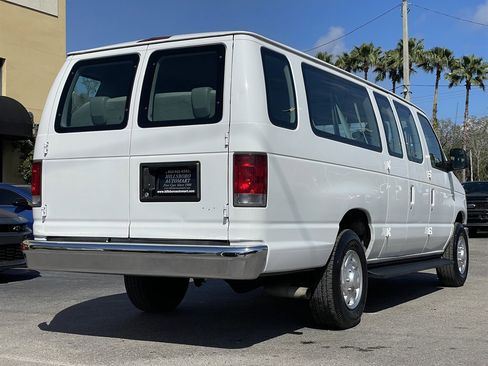 Used 2011 Ford E-350 and Econoline 350 XLT image 21