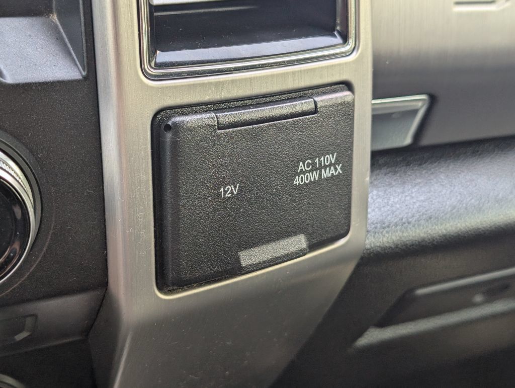 Used 2018 Ford F250 Platinum w/ Platinum Ultimate Package AWD/4WD image 25
