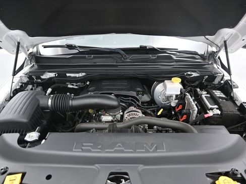 Used 2022 RAM 1500 Big Horn image 11