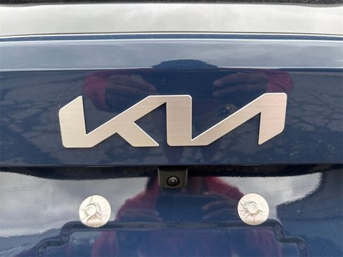 New 2025 Kia Sorento S w/ Panoramic Sunroof Package image 17