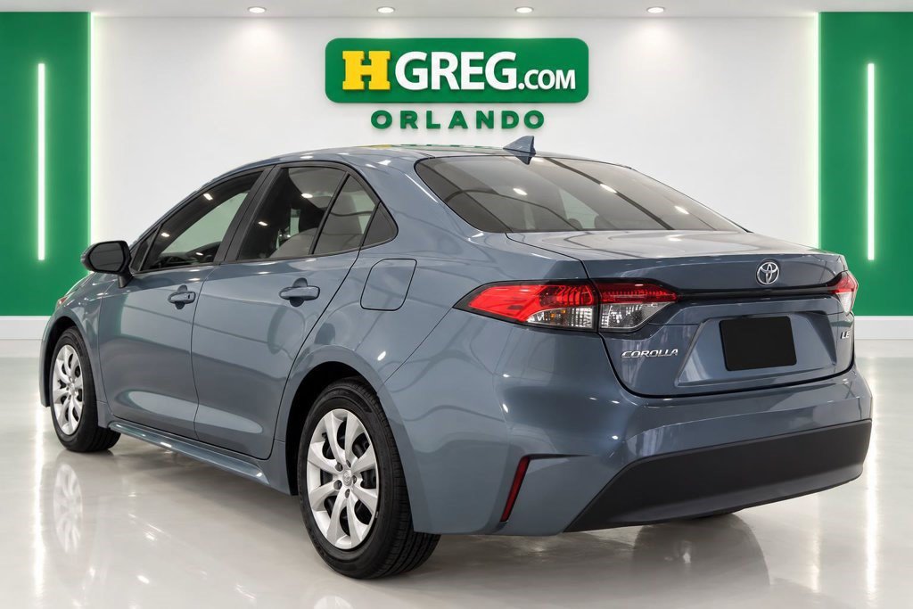 Used 2024 Toyota Corolla LE FWD image 2